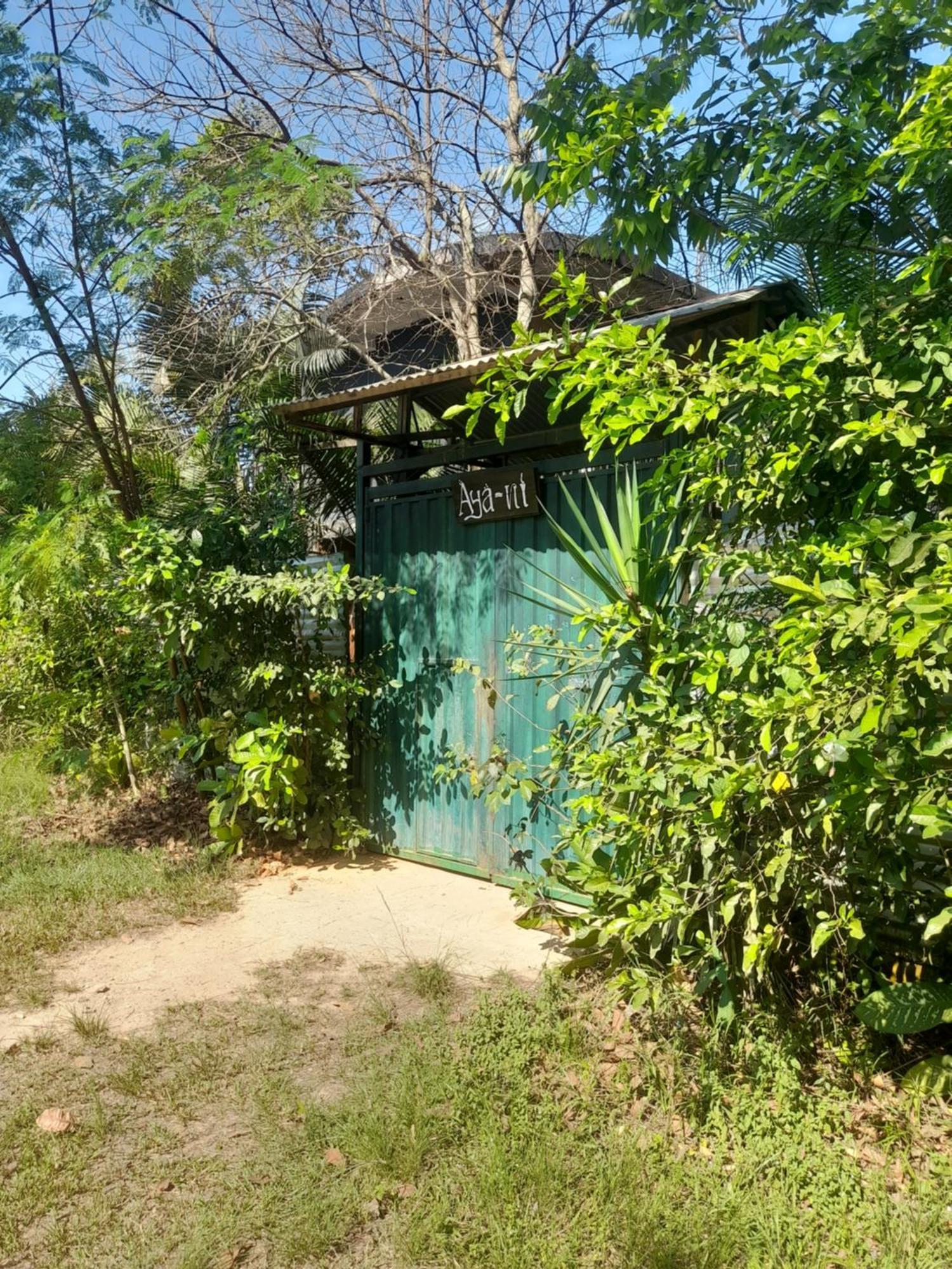 Aya Ni Hotel Pucallpa Exterior photo